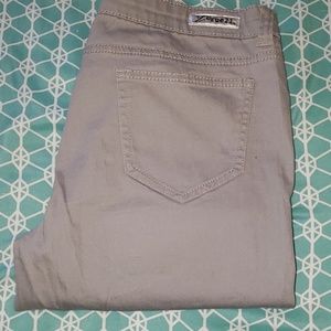 Skinny Leg Denim Pant